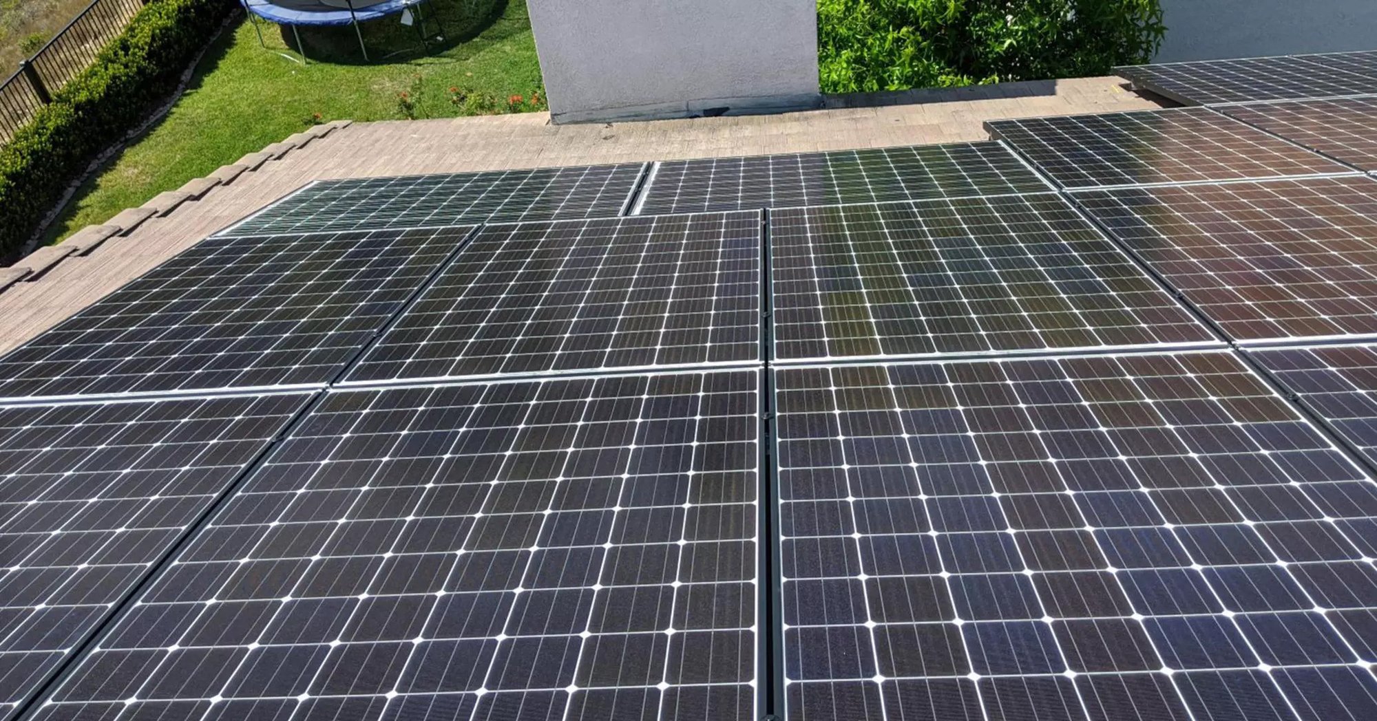 rs24104web-with-the-right-solar-panels-roof-size-doesnt-matter-2076x1088